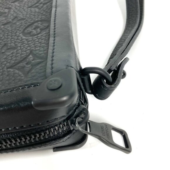 LOUIS VUITTON M68986 Taurillon Clemence Soft Trunk Pouch with Strap Clutch bag - Picture 8 of 16